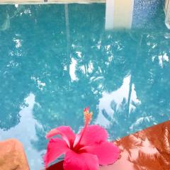 Sun Kissed Holidays Dabolim Goa Gold