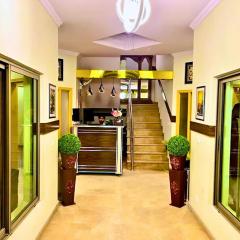 Doves Inn Hotel kalma Chowk