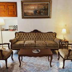 Margo Traditional House