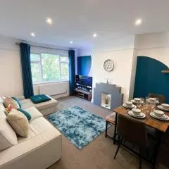 Central Chelmsford Apartment with Garden