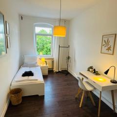 K-Apartments Ferienwohnung Monteurwohnung 2 Schlafzimmer WLAN Parkplatz 60m2 1-5 Personen