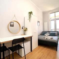 MMRent Shipyard Room