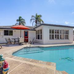 3 Mi to Dtwn Pet-Friendly Palm Beach Gardens Home