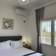 Villa 176
