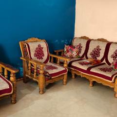हरि ॐ निवास होम स्टे