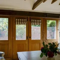 Cornflower Cottage Ukc1897