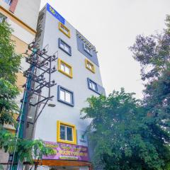 FabExpress Golden Grand Inn - Global Village