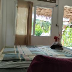Robinson Crusoe's Jungle Villa
