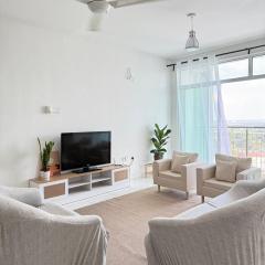 Spacious Flat with Breakfast Wifi 3 Free Parking at Seksyen 7