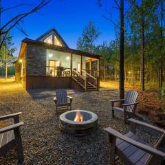 NEW Woodland Escape with Spa & Fire pit - Sleeps 4