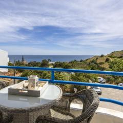 CoolHouses Algarve Luz, 2 Bed top floor flat, amazing sea view, central. Delicia do Sol