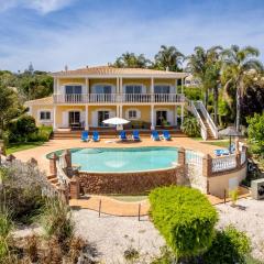 CoolHouses Algarve Luz, 5 bed villa & pool, Casa N