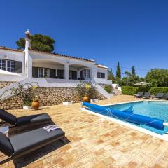 CoolHouses Algarve Lagos, 4 bed single-story House, pool and amazing panoramic views, Casa Fernanda