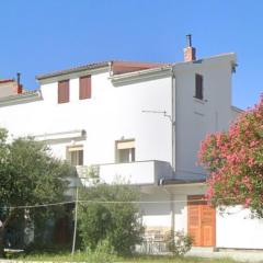 Holiday house with a parking space Banjol, Rab - 24620