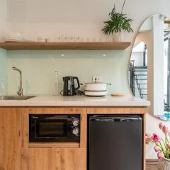 HanoianHearths- HomeForAll-MiniPool-Projectors-Tub
