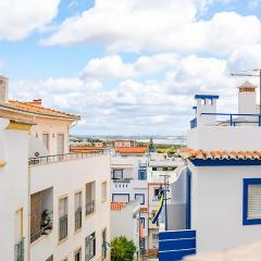 Charming Lagos Stay - Walk to Beach & Historic Centre