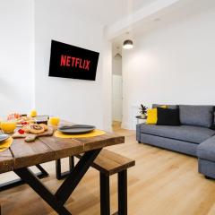 Modern 2BR Flat With Roof Terrace