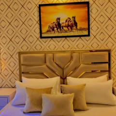 Luxury Family Apartment