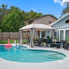 Luxury 5 BDRM Home - Stunning Pool - Huge Backyard