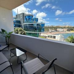 3BR Free Parking Paceville Beach
