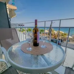 SeaZen Beach Front Suites