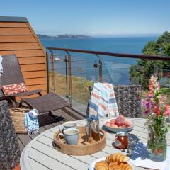 Lapwing 2 The Cove Waterfront Apartment