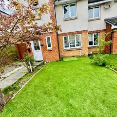 Glasgow 3 bed Guest House