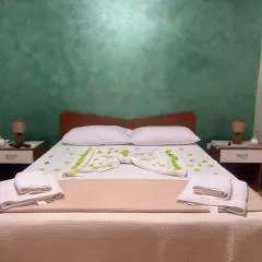Avola Center Home