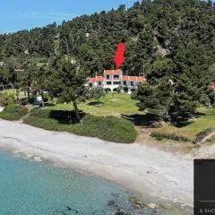 Casa Calma Beachfront 3bdrm Maisonette