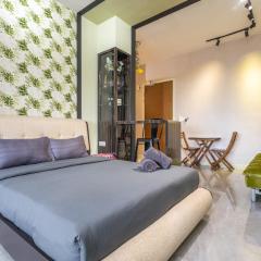 Imperio A2213 with Bathtub 3pax free Wifi Parking