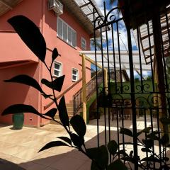 Pousada Casa Rosada Ilhabela