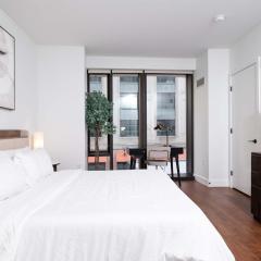 Back-Bay Upscale Central Condo Rooftop & Parking