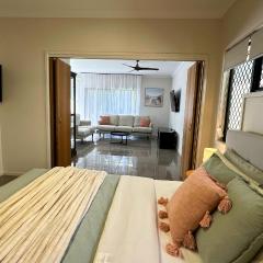 Sienna Rise - Walk to Westfield sleeps 6 North Lakes