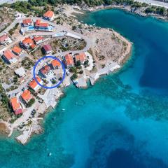 Beachfront House Amaris