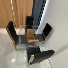 Edificio frente a la playa en cartagena, marbella