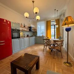 Retro Chic Flat