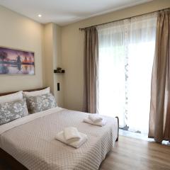 Loutraki Home