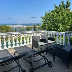 Apartment Roko (10m from the beach)
