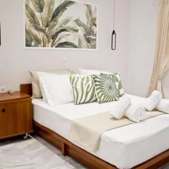 Ermis Mini Suite # 01