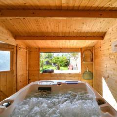 Velours 4 & Jacuzzi