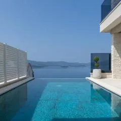 Villa Sole Komarna by Villas Guide