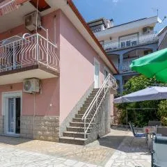 1 Bedroom Awesome Apartment In Selce