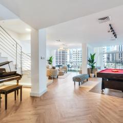 Vibrant Waterfront Duplex in Dubai Marina