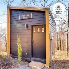 The Fox Tail Pine Treehouse at Treetop Escapes