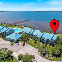 Riverfront Condo w Water Views-Heated Pool