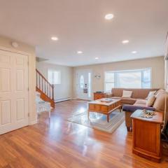 2 story beach house 3-Bedroom 2 baths Home 2 Blocks from the Ocean & Boardwalk Seaside heights