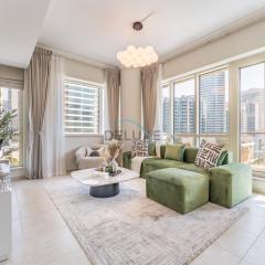 2BR with Marina View, Walking Distance to Marina Mall, Metro Station & JBR Beach, Al Majara 1, Dubai Marina by Deluxe Holiday Homes