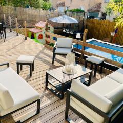 Maison familiale avec jardin et piscine