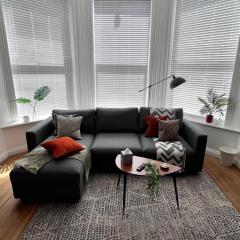On The Avenue Apt 1