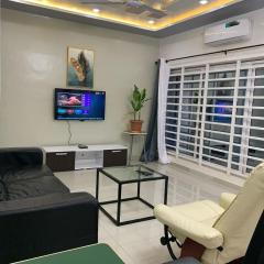 Suite de une chambre et 3 lit cour et jardin privé